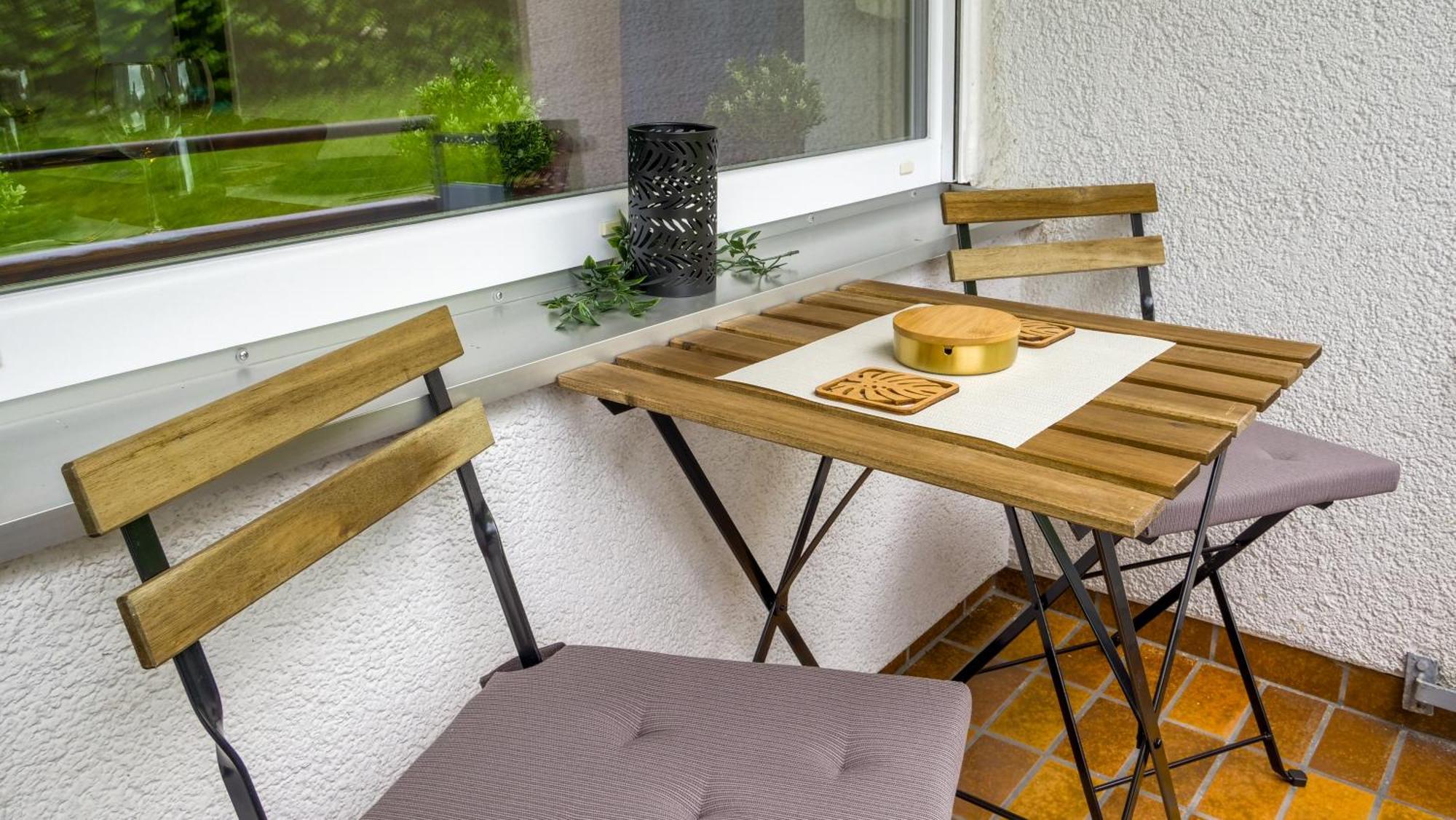 Gross, Modern, Zentrumsnah Mit Parkplatz Und Garten Ulm Kültér fotó
