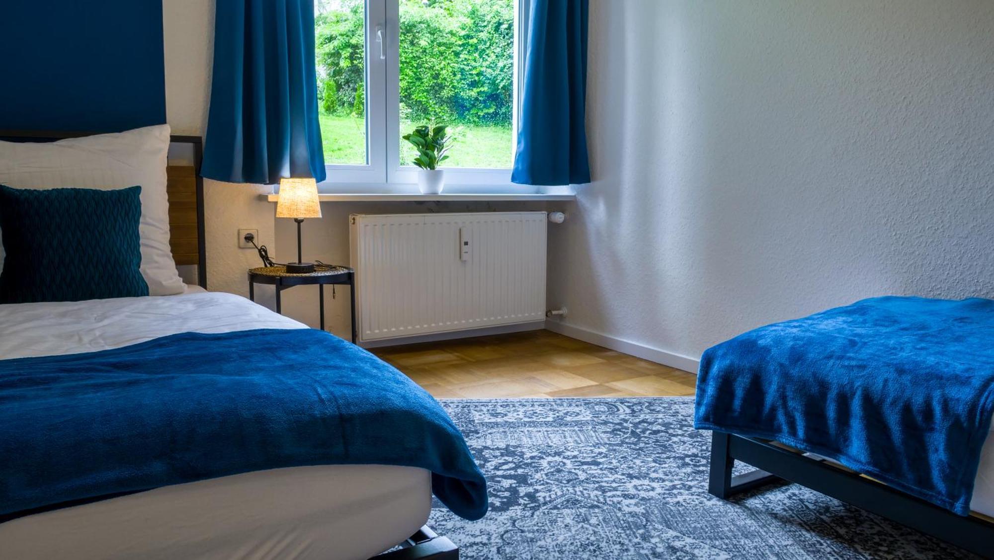 Gross, Modern, Zentrumsnah Mit Parkplatz Und Garten Ulm Kültér fotó